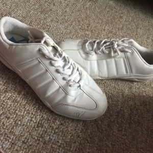 Cheerleading sneakers